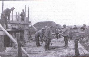 bouw van een bunkertje door Duitse Pioniersoldaten tijdens WO I
